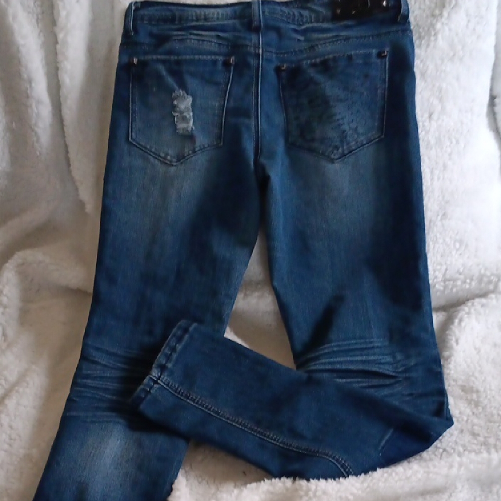 Dollhouse ENGLISH D Skinny Jeans. GREAT FOR TIGER FANS